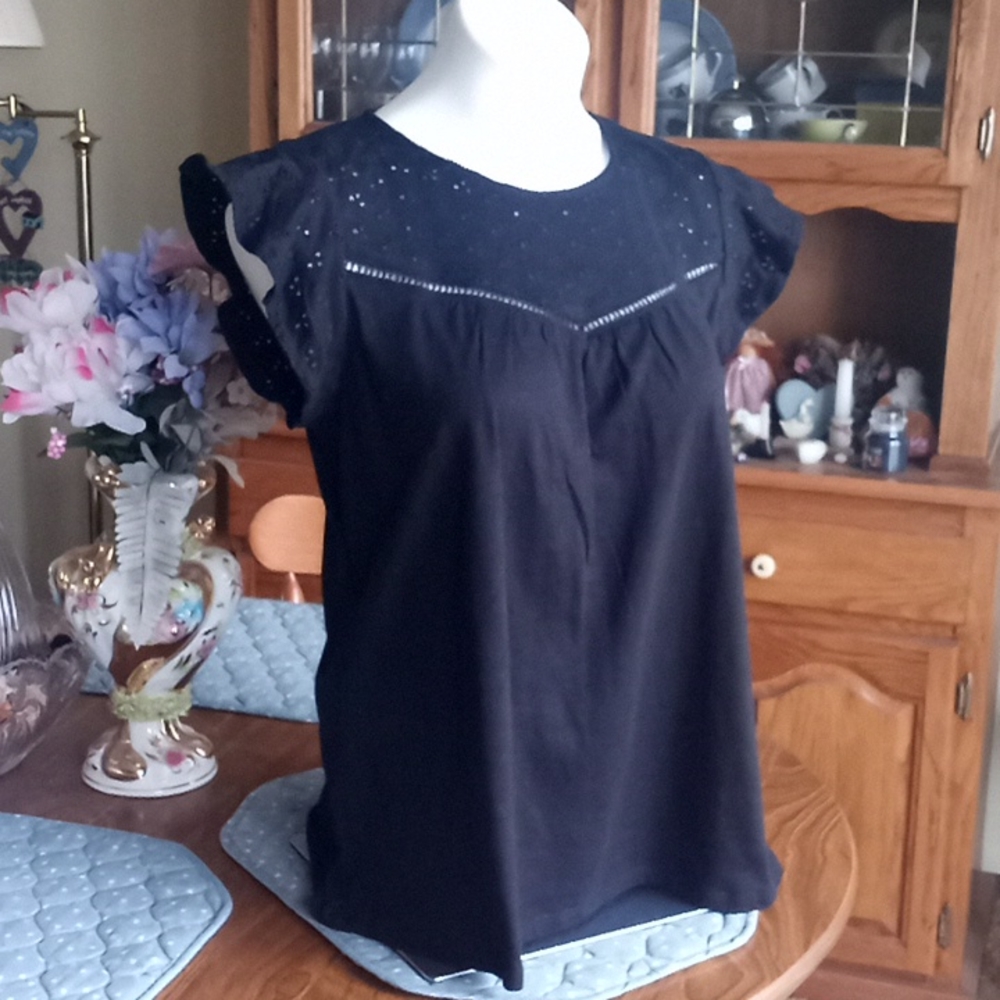 Faith & Zoe Ruffle Top - Picture 3 of 6